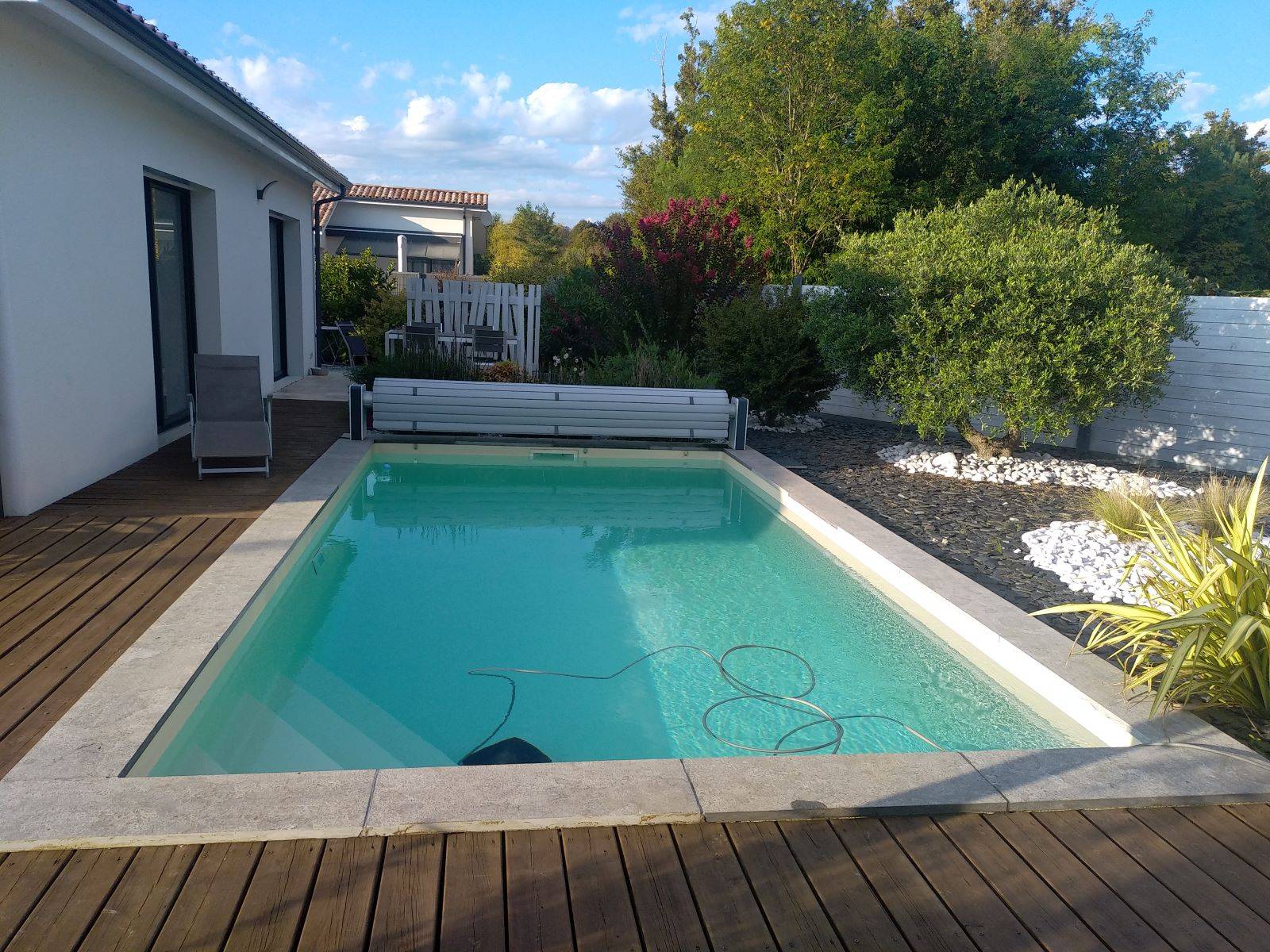 Création de bassin avec cascade par paysagistes expérimentés offrant devis rapides et qualité Parentis en Born dans les Landes