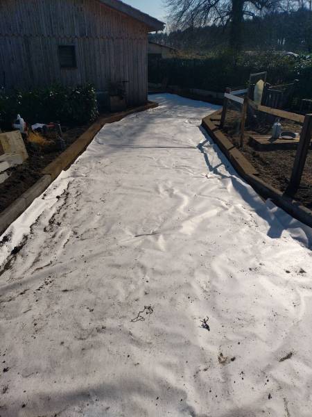 Paysagiste pour une allée en gravier à Sanguinet près du bassin d'Arcachon