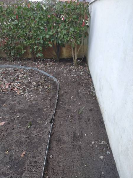 Paysagiste pour l'aménagement mineral d'un jardin à Biscarrosse dans les Landes