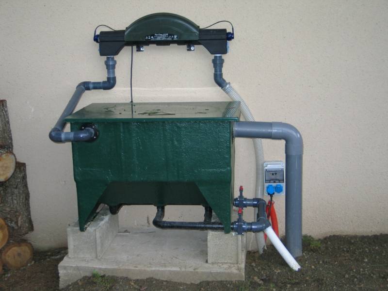 Paysagiste pour mise en place d'un dispositif de traitement de l'eau pour un bassin à poissons à La Teste de Buch près du bassin d'Arcachon