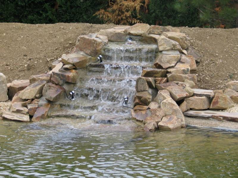 Paysagiste bassin de jardin: Création d'une animation d'eau pour un bassin de jardin à Biscarrosse dans les Landes