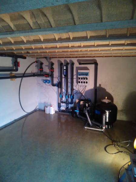 paysagiste pour le traitement écologique d'une piscine à Biscarrosse dans le nord des Landes