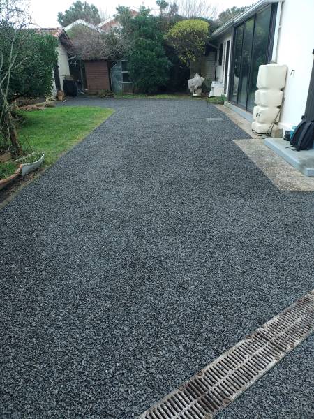 paysagiste pour la mise en place de stabilisateur de sol pour allée à Biscarrosse dans les Landes