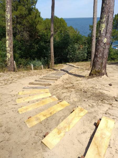 Marches en traverses chêne